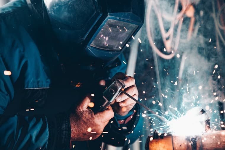 Metal fabrication work on building materials before dispatch
